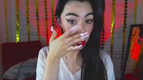 Snapshot of sky_girl1 chatting on March 2025 03:33:01 AM Mile online show from March 2025 03:33:01 AM