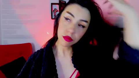 Snapshot of sky_girl1 chatting on October 2025 02:42:02 AM Mile online show from October 2025 02:42:02 AM