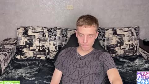 sky_hunter online show from September 2025 12:43:01 PM