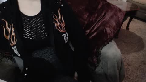 SKYLE   online show from September 2025 05:57:01 PM