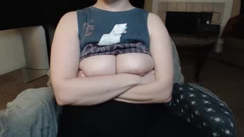 SKYLE   online show from March 2026 04:46:01 AM