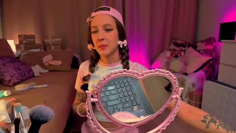    online show from January 2025 07:13:01 PM
