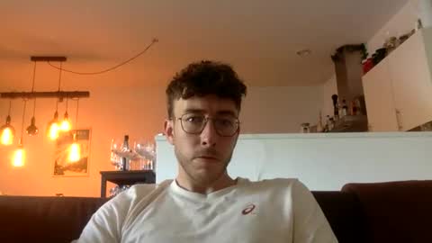 skyisthelimit1995 online show from September 2025 09:41:02 AM