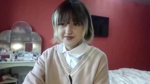 Snapshot of skylaporter1 chatting on December 2025 10:09:01 AM your little angel Masha online show from December 2025 10:09:01 AM