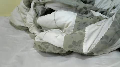 skylar2544 online show from November 2025 06:34:02 AM