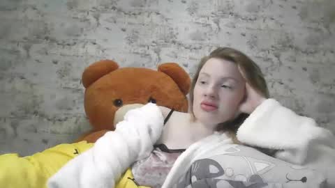 Skyler online show from February 2025 10:09:02 PM