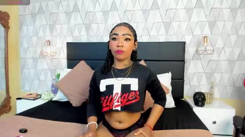 skylerbloom online show from November 2025 03:16:01 AM