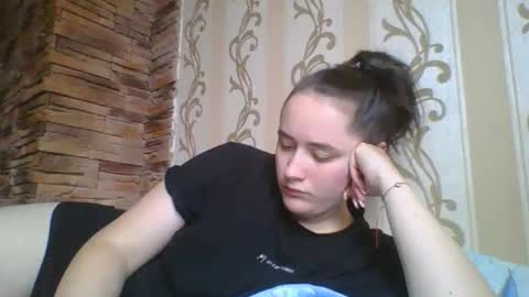 skyressie333 online show from November 2025 08:36:01 AM