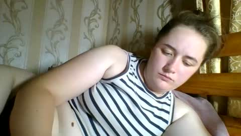skyressie333 online show from July 2026 07:10:02 PM