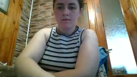 skyressie333 online show from July 2026 03:32:01 PM