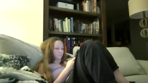 Snapshot of skywinters chatting on November 2025 04:34:01 AM Sky Winters online show from November 2025 04:34:01 AM