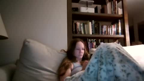 Snapshot of skywinters chatting on November 2025 03:39:02 AM Sky Winters online show from November 2025 03:39:02 AM