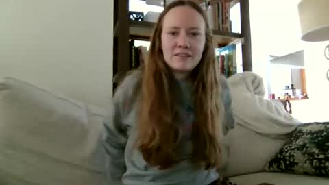 Snapshot of skywinters chatting on November 2025 04:42:01 PM Sky Winters online show from November 2025 04:42:01 PM