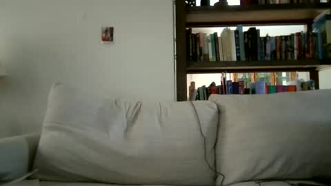 Sky Winters online show from April 2026 03:40:02 PM