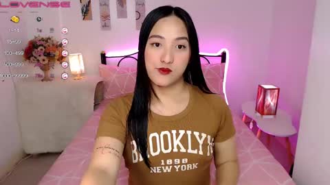 Queen Cyrine online show from December 2024 03:26:01 AM