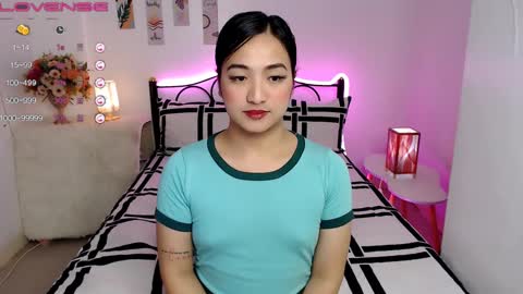 Queen Cyrine online show from December 2024 05:05:02 AM