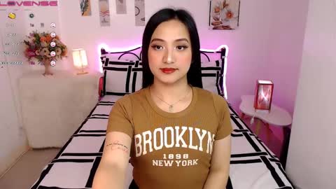 Queen Cyrine online show from February 2025 02:40:02 AM