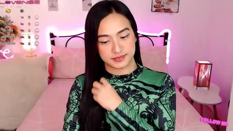 Queen Cyrine online show from February 2025 06:18:02 AM