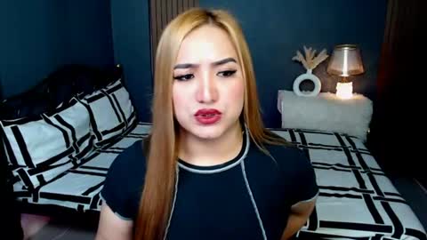 Snapshot of slave_amanda69 chatting on June 2026 01:47:01 PM Queen Cyrine online show from June 2026 01:47:01 PM