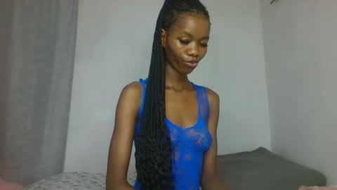 Snapshot of slaybby chatting on September 2025 08:00:02 PM Slaybby online show from September 2025 08:00:02 PM