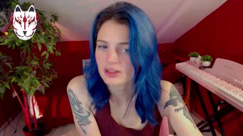 Snapshot of slayq777 chatting on October 2025 11:02:02 PM Emilia online show from October 2025 11:02:02 PM