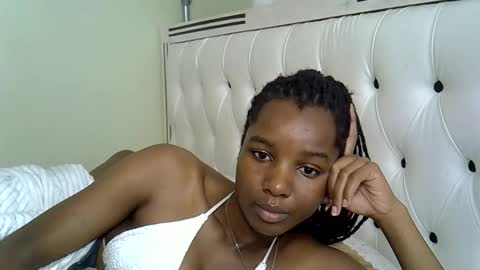 Snapshot of sleciahsha chatting on May 2026 11:37:01 AM sly online show from May 2026 11:37:01 AM