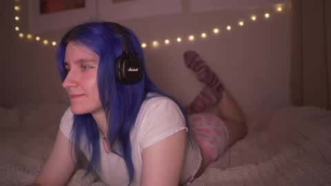 Sonya online show from February 2025 09:00:01 PM