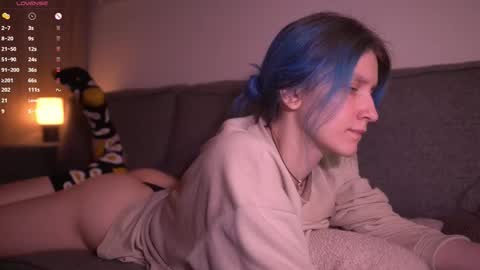 Sonya online show from December 2025 09:09:01 PM