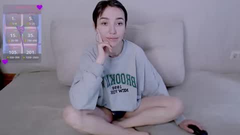Snapshot of sleepy_ash_ chatting on June 2026 01:43:01 PM sleepy_ash_ online show from June 2026 01:43:01 PM