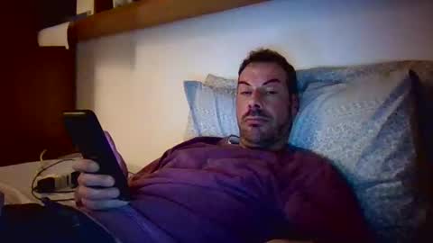 Snapshot of slevin1983 chatting on March 2025 12:32:02 PM slevin online show from March 2025 12:32:02 PM