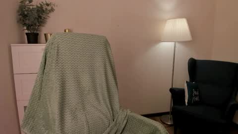 Andy online show from April 2026 08:28:02 PM