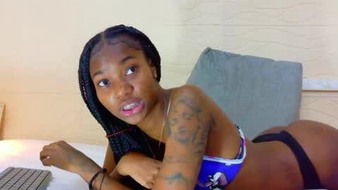 slim_chocobar18 online show from February 2026 04:06:01 PM