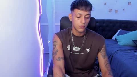 slim_master12 online show from December 2024 04:42:01 AM