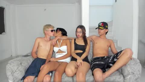 boy without tattoo Bryan -- with tatto Alan - New girl harper online show from November 2025 08:30:01 PM