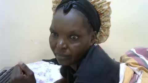 Snapshot of slimmygal chatting on September 2025 03:44:02 AM slimmygal online show from September 2025 03:44:02 AM