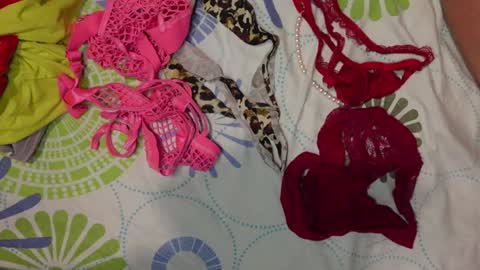 Snapshot of sloppy_slut_420 chatting on October 2025 06:51:01 PM Stiven and Laura online show from October 2025 06:51:01 PM