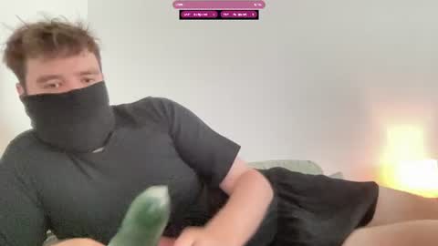 slowbeepi online show from August 2026 12:03:02 PM