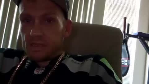 Snapshot of slowiesaydatden chatting on November 2025 05:12:01 PM slowiesaydatden online show from November 2025 05:12:01 PM