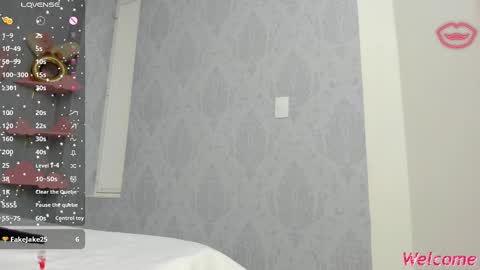 Snapshot of slut_milf4u chatting on March 2025 03:15:02 PM Paola online show from March 2025 03:15:02 PM