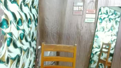 Snapshot of slutqueen_raz chatting on May 2026 07:00:02 PM Raz online show from May 2026 07:00:02 PM