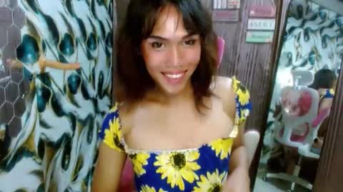Snapshot of slutqueen_raz chatting on May 2026 08:28:02 PM Raz online show from May 2026 08:28:02 PM