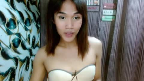 Snapshot of slutqueen_raz chatting on July 2026 09:17:01 PM Raz online show from July 2026 09:17:01 PM