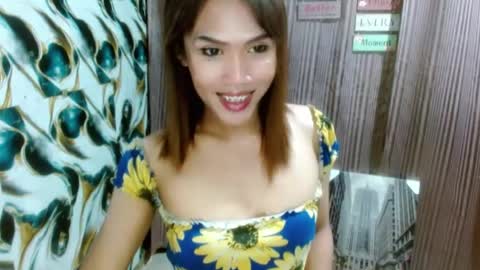 Snapshot of slutqueen_raz chatting on July 2026 09:01:02 PM Raz online show from July 2026 09:01:02 PM
