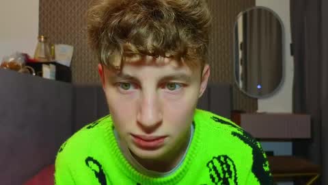 Snapshot of sluttsavage chatting on May 2026 12:01:02 PM sluttsavage online show from May 2026 12:01:02 PM