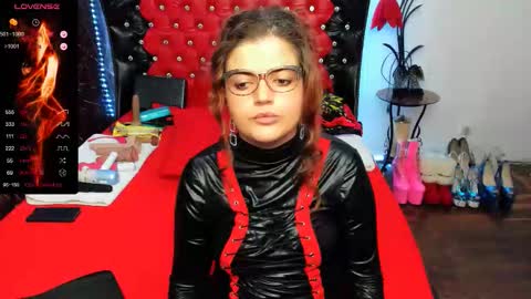 Snapshot of slutty_milf_bitch chatting on September 2025 08:09:01 PM Ana    online show from September 2025 08:09:01 PM