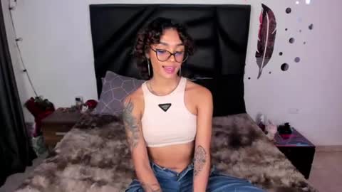 slutty_venus7 online show from June 2026 04:17:02 PM