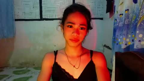 sluttypatotie online show from April 2026 06:19:01 PM