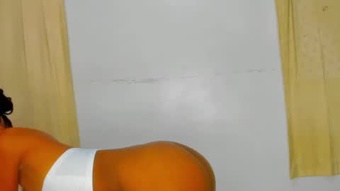 Sexyslutt online show from November 2025 05:29:01 AM