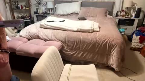 Sluttysofia online show from December 2024 05:50:01 AM