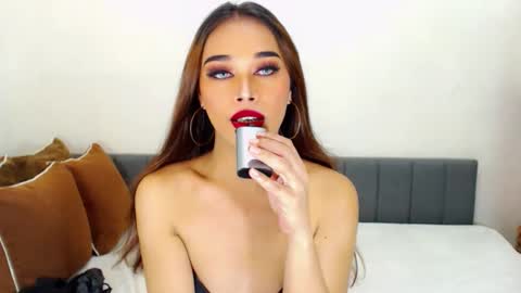 JANE AND MARY online show from December 2025 06:17:01 PM